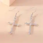 Boucles d’oreilles croix strass femme 4