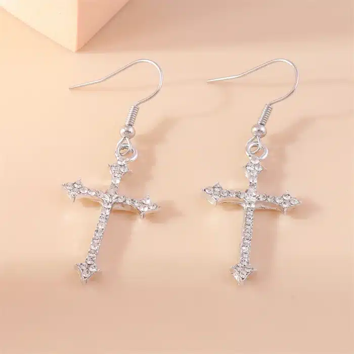 Boucles d’oreilles croix strass femme 4