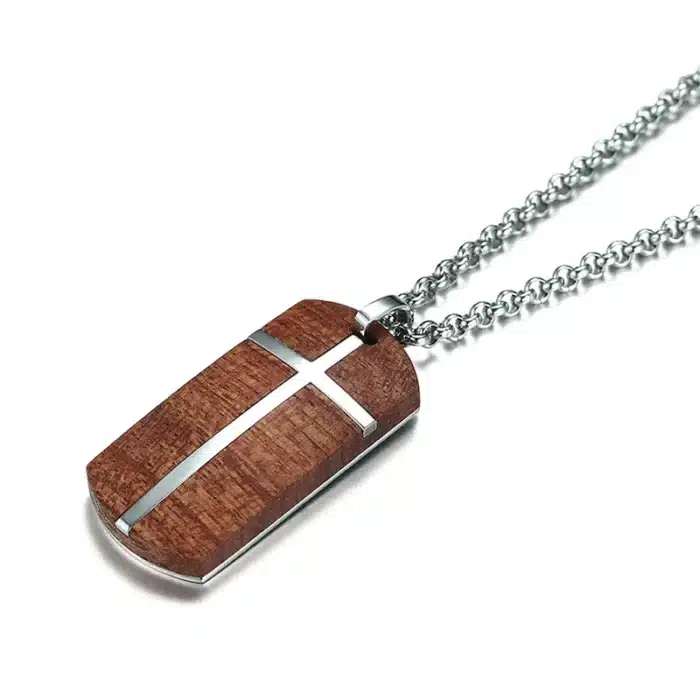 Collier croix bois de rose 4