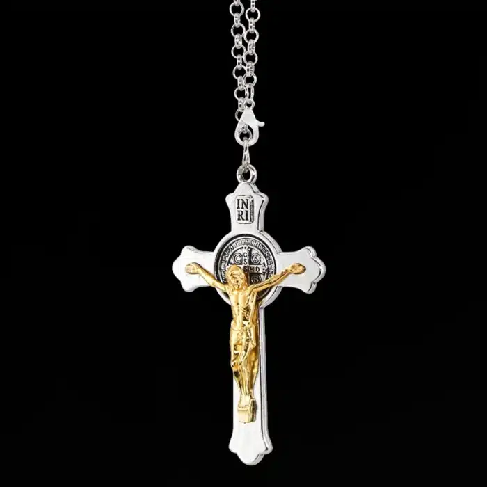 Pendentif de voiture crucifix 6