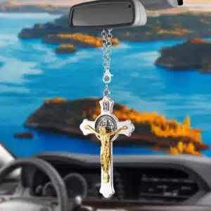 Pendentif de voiture crucifix 1