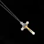 Pendentif de voiture crucifix 3