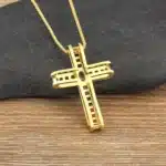 Collier croix coloré 4