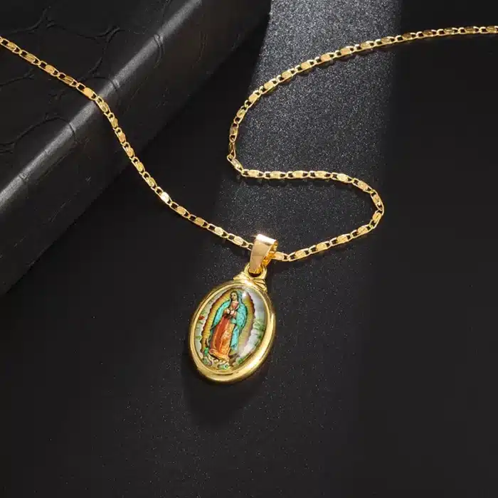 Collier pendentif Vierge Marie 4