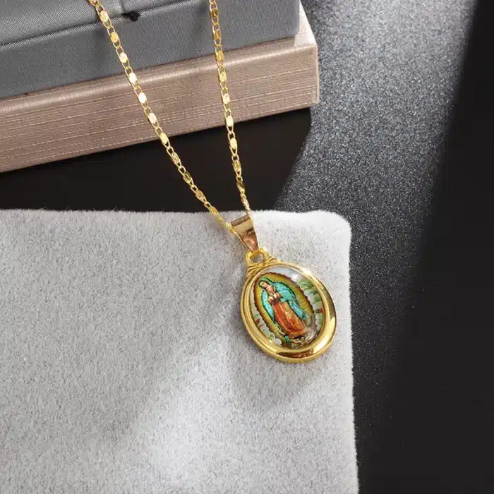 Collier pendentif Vierge Marie 5
