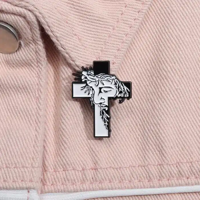 Pin émaillé visage de Jésus 6