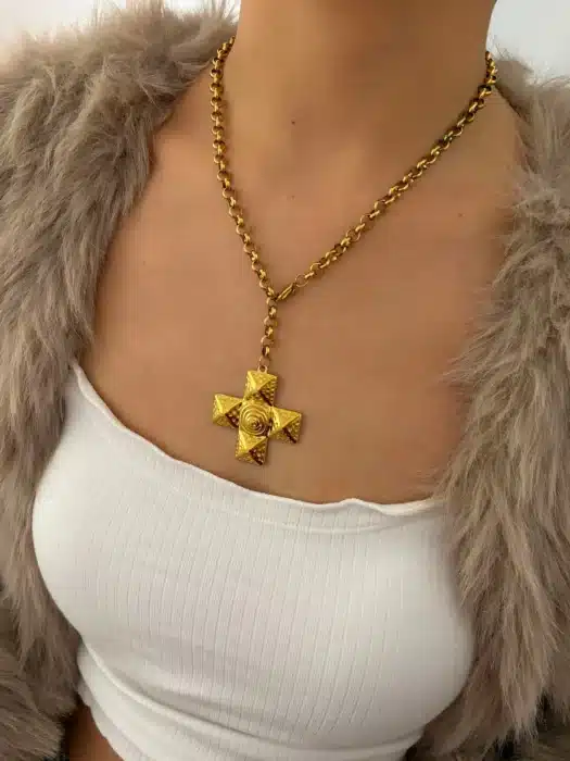 Collier pendentif plaqué or 3