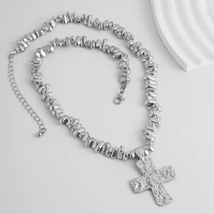 Chaine religieuse grande croix 13
