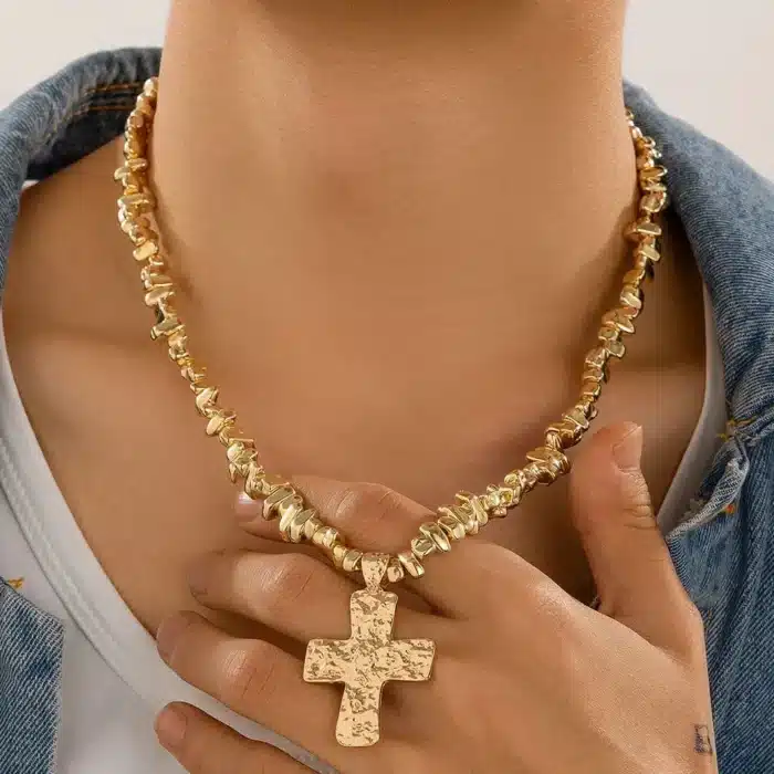 Chaine religieuse grande croix 1