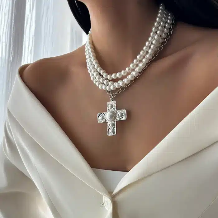 Chaine multiple perles croix 3