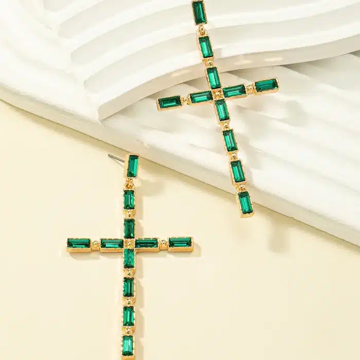 Boucles d'oreilles croix classique 6