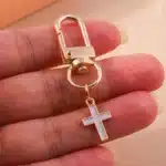 Porte-clés croix cadenas 7