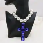 Collier croix en verre 2
