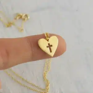 Collier cœur évidé 1