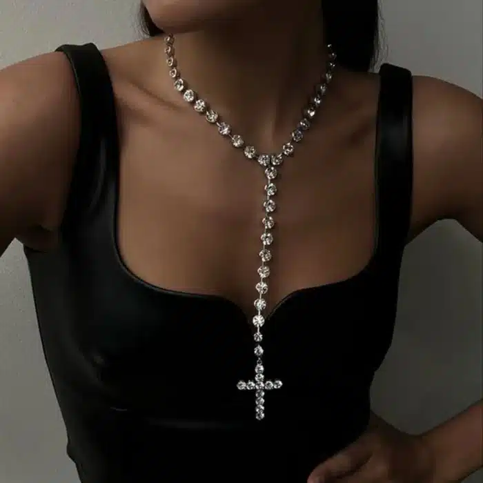 Collier ras du cou croix en strass 1