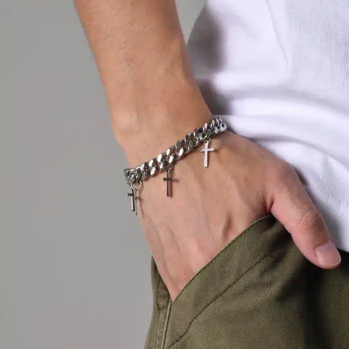 Bracelet croix pendantes à maillons 2