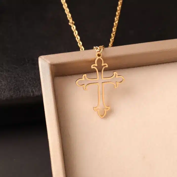 Collier croix fleurdelisée 4