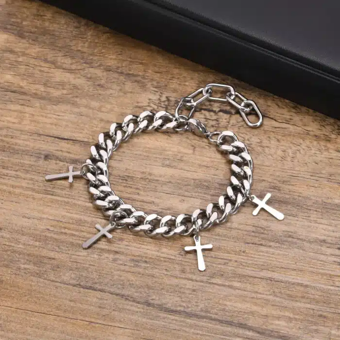 Bracelet croix pendantes à maillons 4