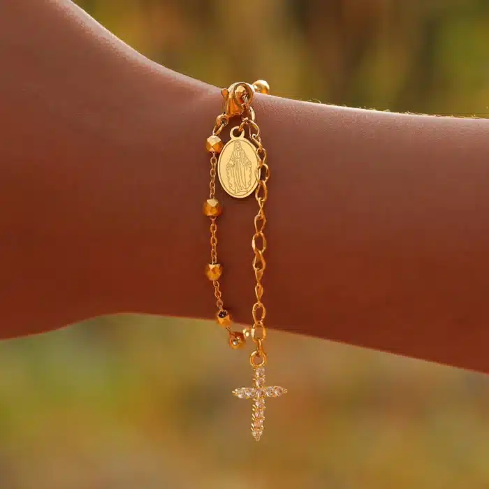 Bracelet chapelet croisé en zircone 2