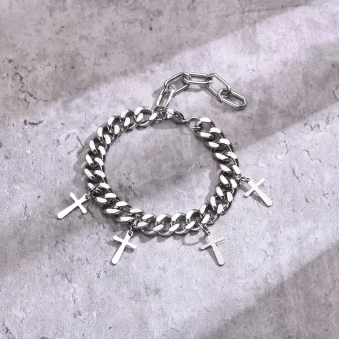 Bracelet croix pendantes à maillons 6