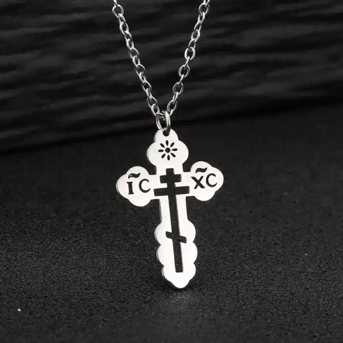 Colliers pendentif croix orthodoxe 2