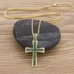 Collier croix en cristal 2