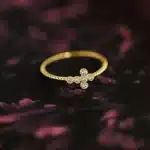 Bague raffinée religieuse 10