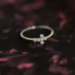 Bague raffinée religieuse 9