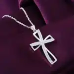 Collier croix argent oblique 5