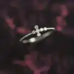 Bague raffinée religieuse 2