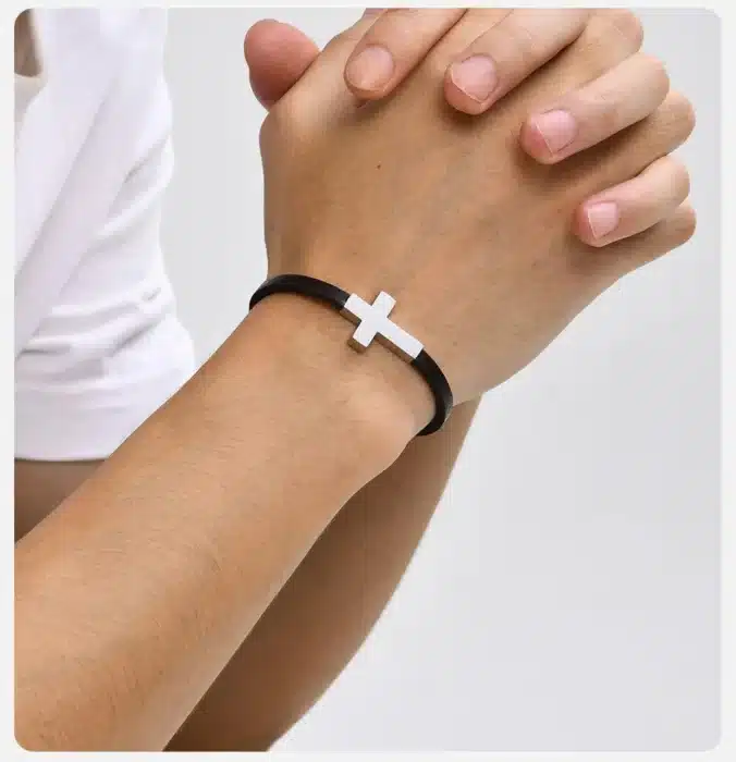Bracelet croisé en cuir 11